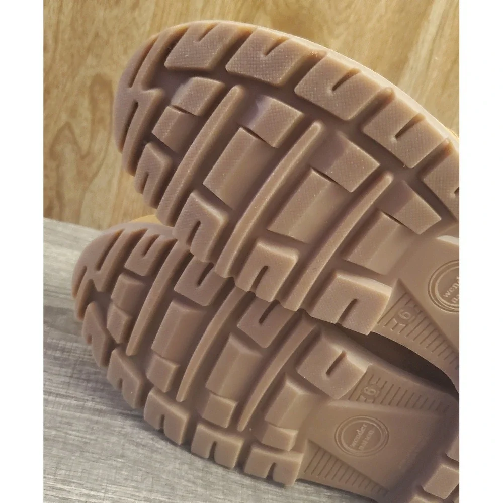 Wonder Nation Brown Lace Up‎ Boots Youth Size 6